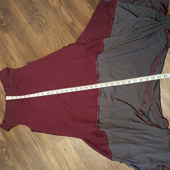 Miranda Caroligne Dark Red and Grey Pixie Handkerchief Cut Asymmetrical Dress A8 - Picture 2 of 5